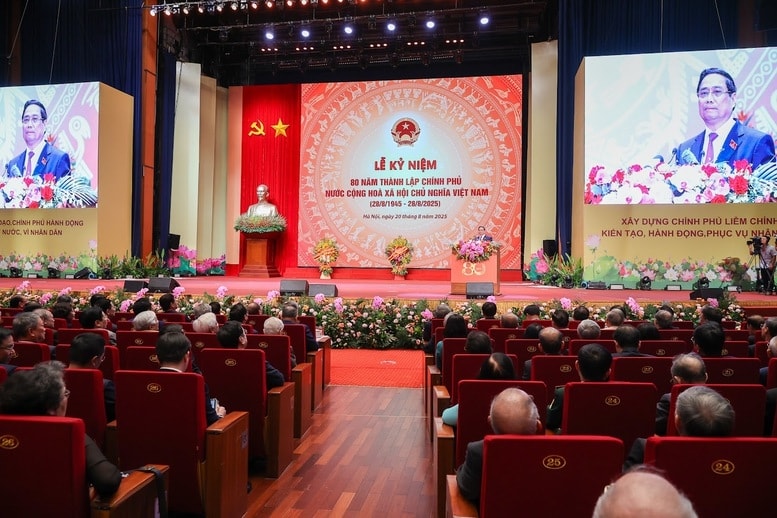 Thủ tướng Phạm Minh Chính nêu rõ: Chính phủ trân trọng cảm ơn và nghiêm túc tiếp thu đầy đủ những ý kiến chỉ đạo của đồng chí Tổng Bí thư Tô Lâm - Ảnh: VGP/Nhật Bắc