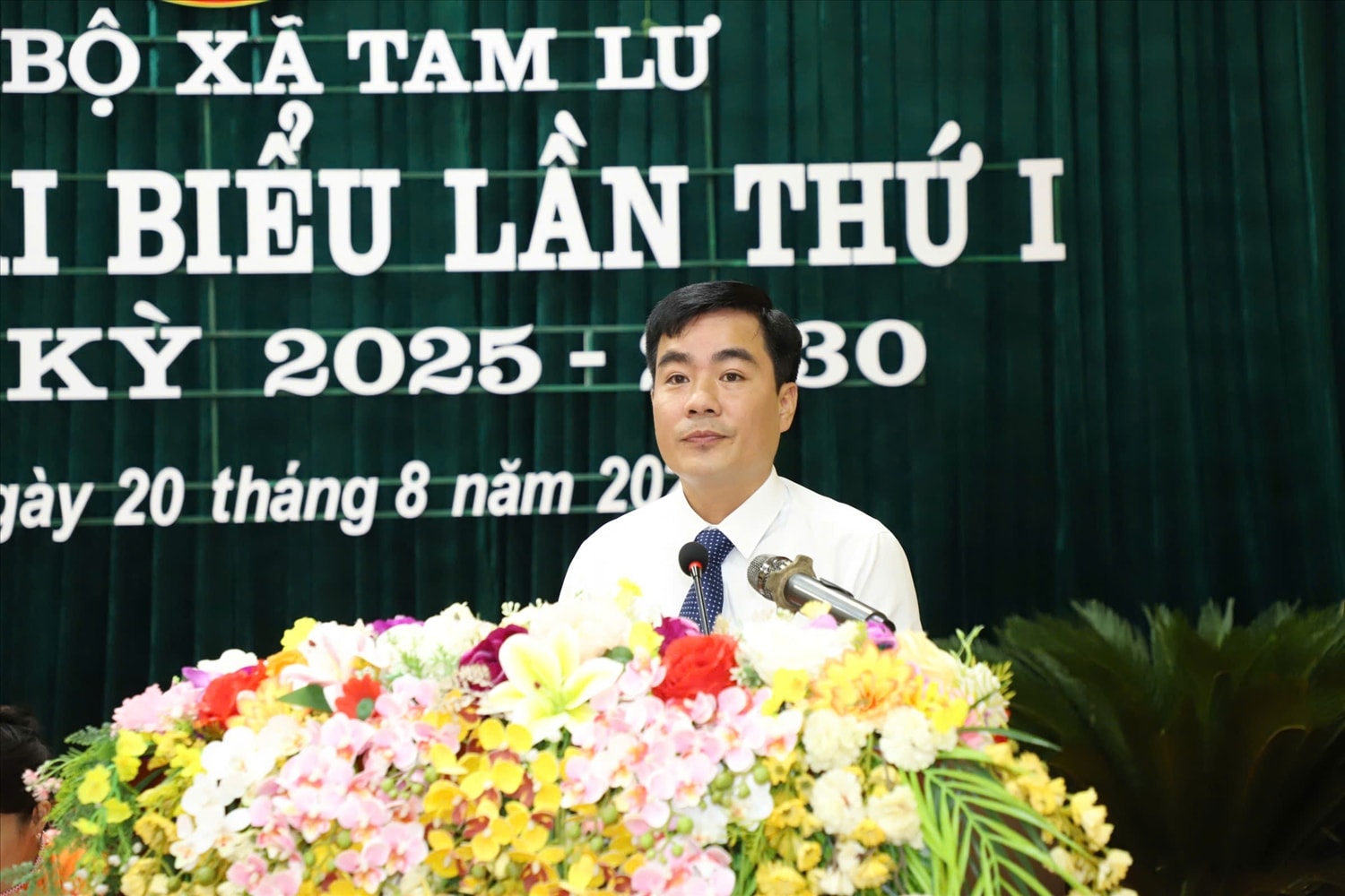 Ông Lê Văn Châu, Tỉnh ủy viên, Phó Chủ tịch Ủy ban MTTQ tỉnh, Bí thư Tỉnh đoàn Thanh Hóa phát biểu chỉ đạo tại Đại hội. (Ảnh: Quỳnh Trâm)