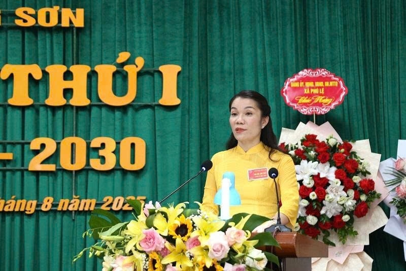 Bà Hà Thị Nga được chỉ định giữ chức Bí thư Đảng ủy xã Trung Sơn, nhiệm kỳ 2025-2030.(ảnh Quỳnh Trâm) Bà Hà Thị Nga được chỉ định giữ chức Bí thư Đảng ủy xã Trung Sơn, nhiệm kỳ 2025-2030.(ảnh Quỳnh Trâm)