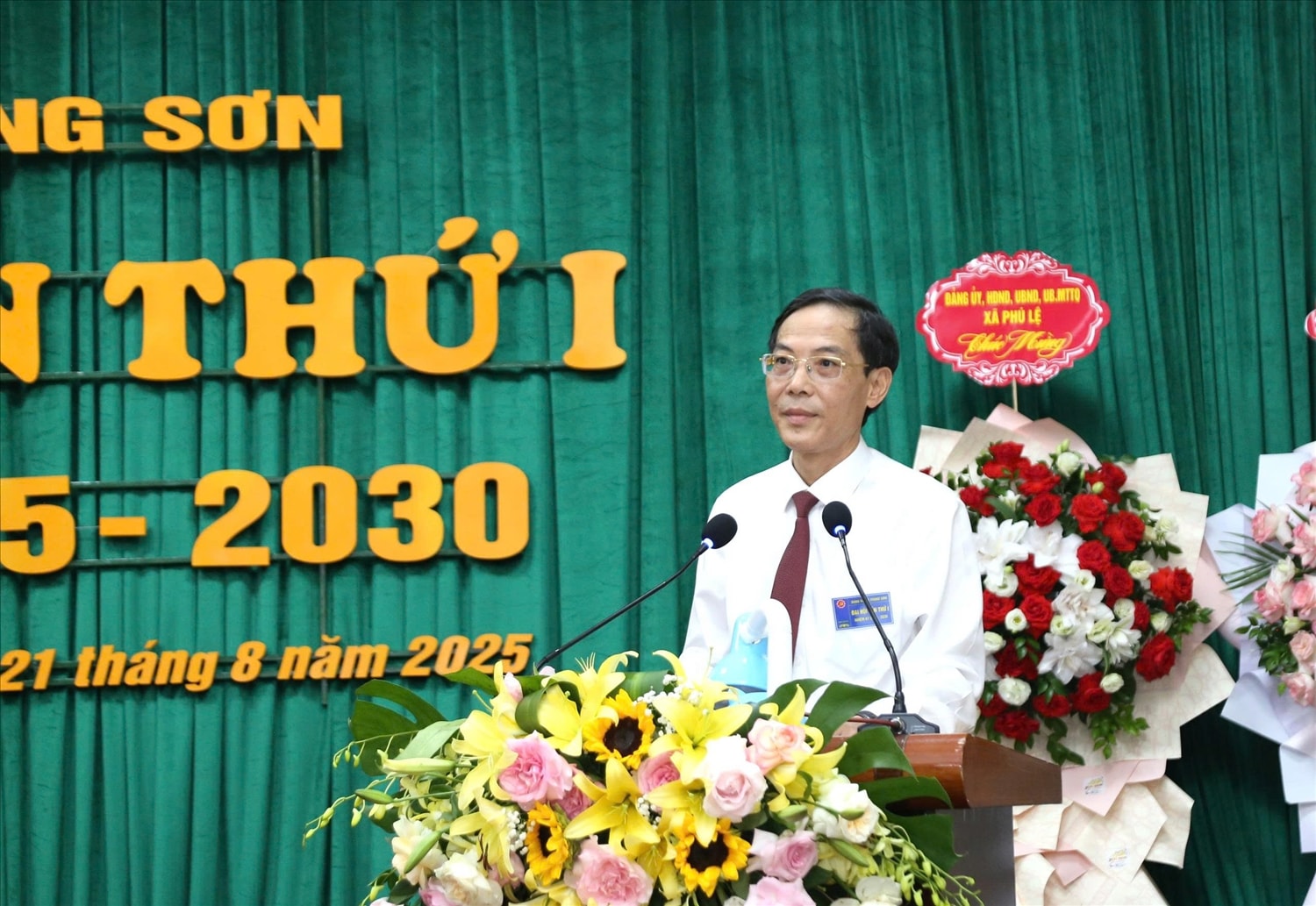 Ông Đầu Thanh Tùng,Tỉnh ủy viên, Phó Chủ tịch UBND tỉnh Thanh Hóa, phát biểu chỉ đạo tại Đại hội.(ảnh Quỳnh Trâm) Ông Đầu Thanh Tùng,Tỉnh ủy viên, Phó Chủ tịch UBND tỉnh Thanh Hóa, phát biểu chỉ đạo tại Đại hội.(ảnh Quỳnh Trâm)