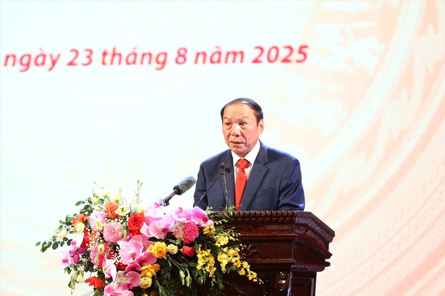 Bộ trưởng Bộ Văn hóa, Thể thao và Du lịch Nguyễn Văn Hùng phát biểu tại Lễ kỷ niệm Bộ trưởng Bộ Văn hóa, Thể thao và Du lịch Nguyễn Văn Hùng phát biểu tại Lễ kỷ niệm