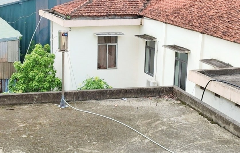 Điểm đo mưa tự động cảnh báo lũ - Ảnh Mỹ Dung