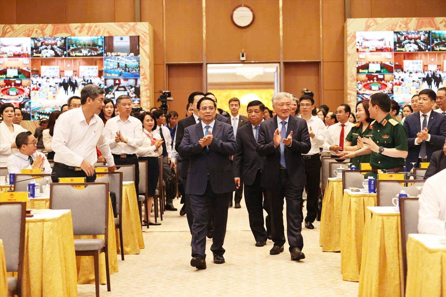 Thủ tướng Chính phủ Phạm Minh Chính đến dự và chủ trì Hội nghị 