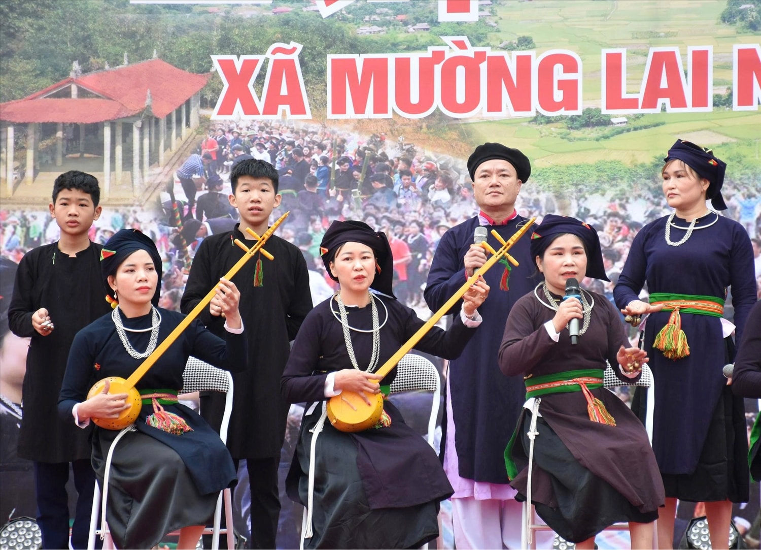 Xòe then một trong những nét văn hóa đặc trưng của người Tày không thể thiếu trong các Lễ, Hội của thôn