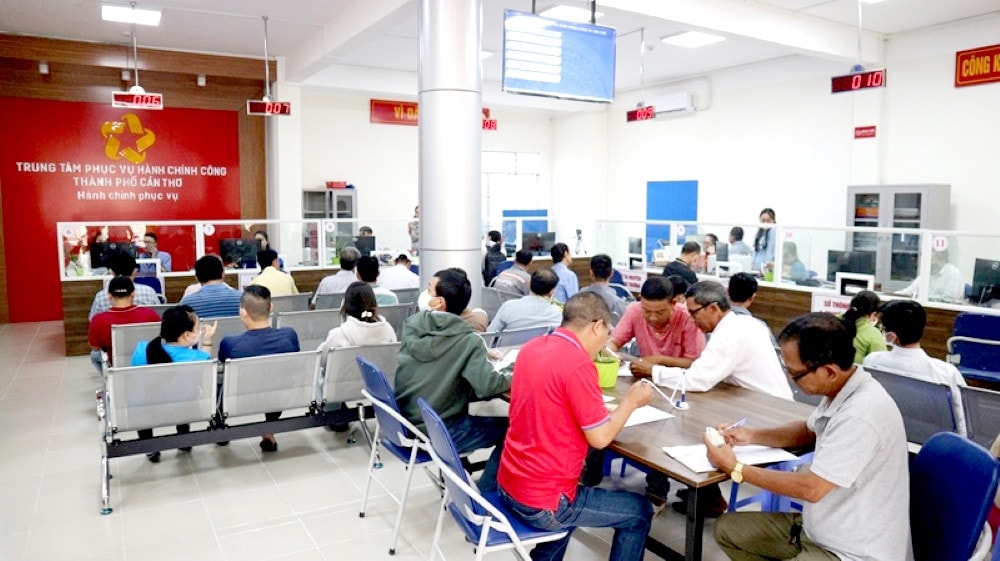 Cần Thơ hỗ trợ tối đa 5 triệu đồng cho cán bộ đi làm xa nhưng không được bố trí nhà ở công vụ, xe đưa rước. (Ảnh: Trung tâm hành chính công TP. Cần Thơ)