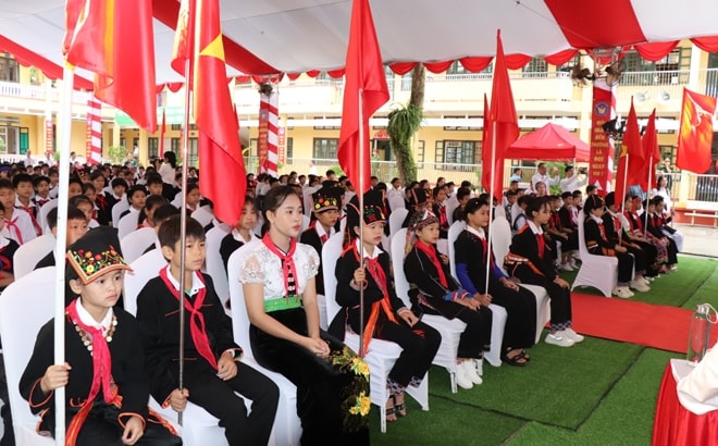 Hơn 23 triệu học sinh, sinh viên trên cả nước cùng nhau tham dự Lễ Khai giảng năm học mới (Ảnh IT)