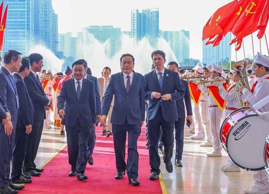 Chủ tịch Quốc hội Trần Thanh Mẫn và Thường trực Ban Bí thư Trung ương ĐảngTrần Cẩm Tú tham dự buổi lễ Chủ tịch Quốc hội Trần Thanh Mẫn và Thường trực Ban Bí thư Trung ương ĐảngTrần Cẩm Tú tham dự buổi lễ
