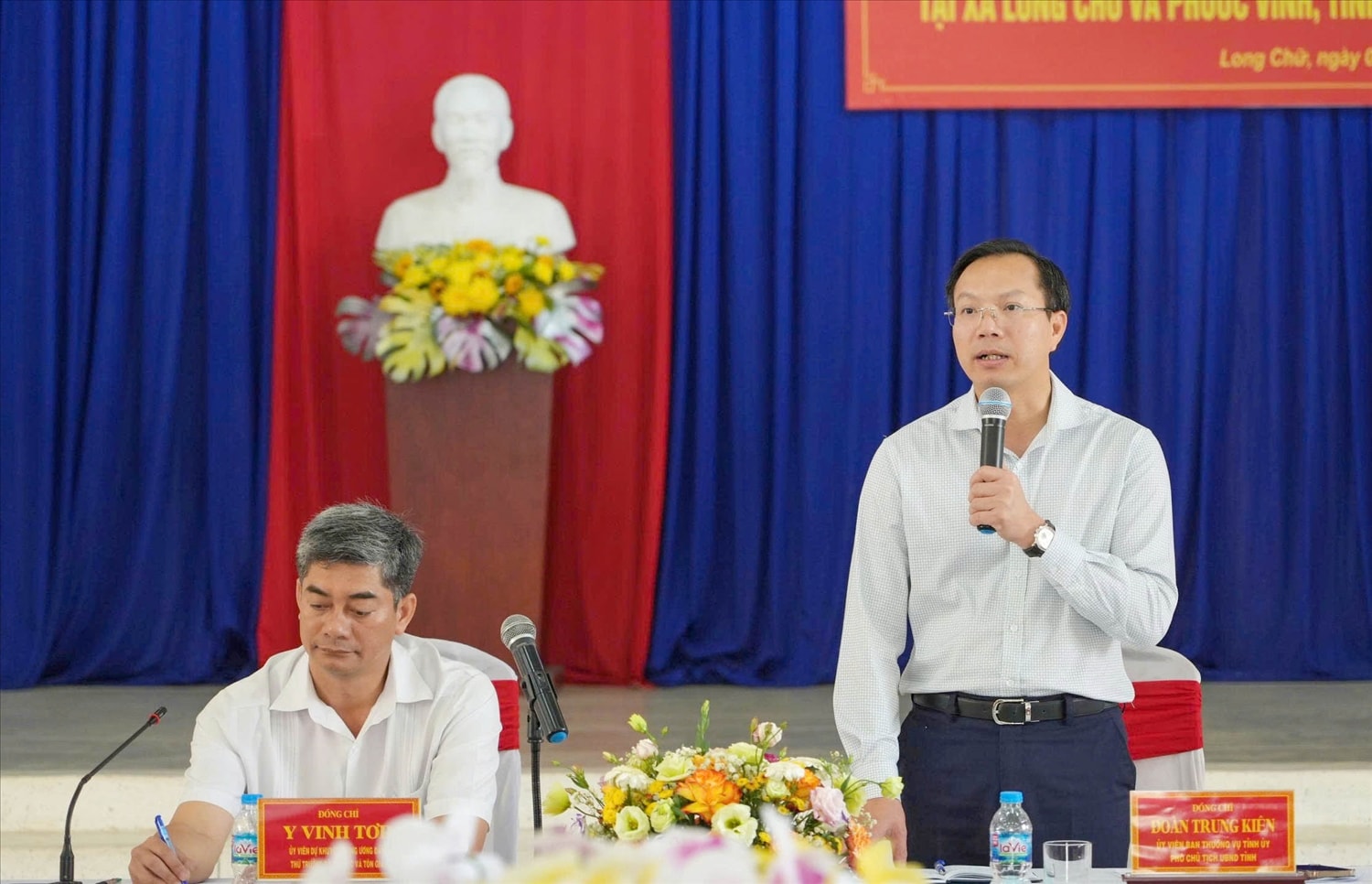 Phó Chủ tịch UBND tỉnh Tây Ninh Đoàn Trung Kiên phát biểu tại buổi làm việc