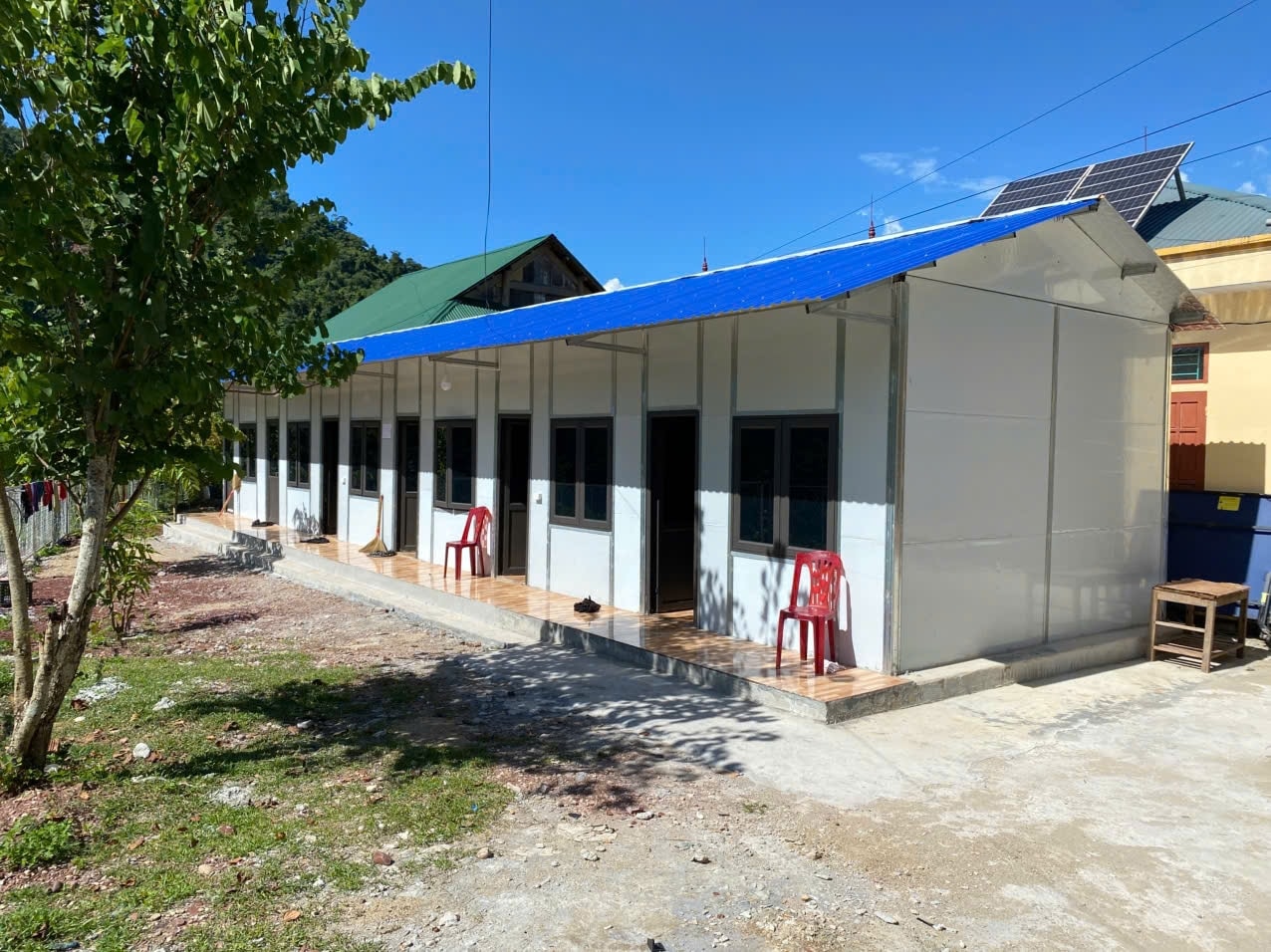 Nhà làm việc của Trạm Y tế xã Mỹ Lý, xây dựng theo hình thức lắp ghép - Ảnh: Thanh Hải