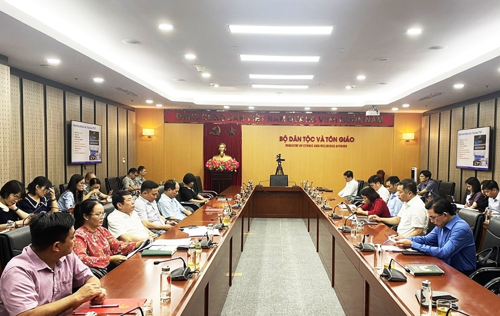 Các học viên tham dự tập huấn tại điểm cầu Bộ Dân tộc và Tôn giáo Các học viên tham dự tập huấn tại điểm cầu Bộ Dân tộc và Tôn giáo