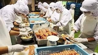 Mực từ hoa đậu biếc có thể phát hiện nhanh chóng thực phẩm hỏng. Ảnh: ITN