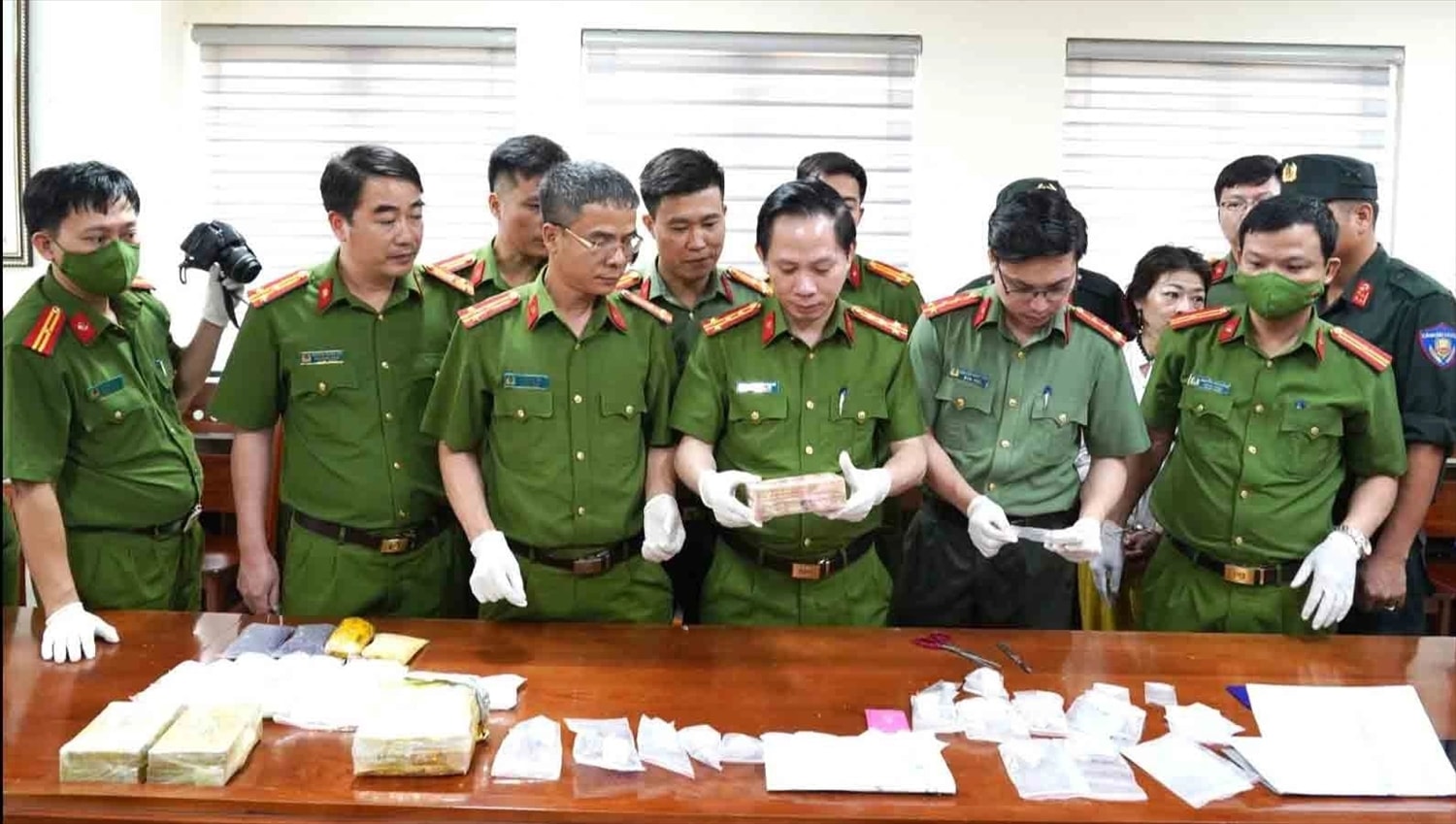 Công an tỉnh Thanh Hóa triệt xóa nhiều đường dây mua bán ma túy liên tỉnh, qua đó góp phần xây dựng các xã, phường không ma túy. Ảnh: Công an Thanh Hoá