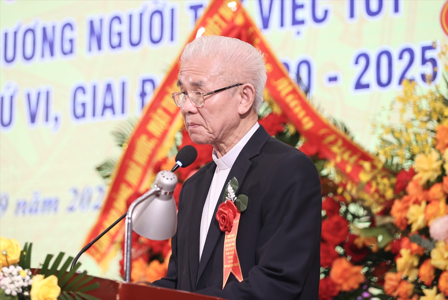 Linh mục Trần Xuân Mạnh, Chủ tịch Trung ương UBĐKCG Việt Nam phát biểu tại Đại hội - Ảnh: Lê Anh Dũng. Linh mục Trần Xuân Mạnh, Chủ tịch Trung ương UBĐKCG Việt Nam phát biểu tại Đại hội - Ảnh: Lê Anh Dũng.