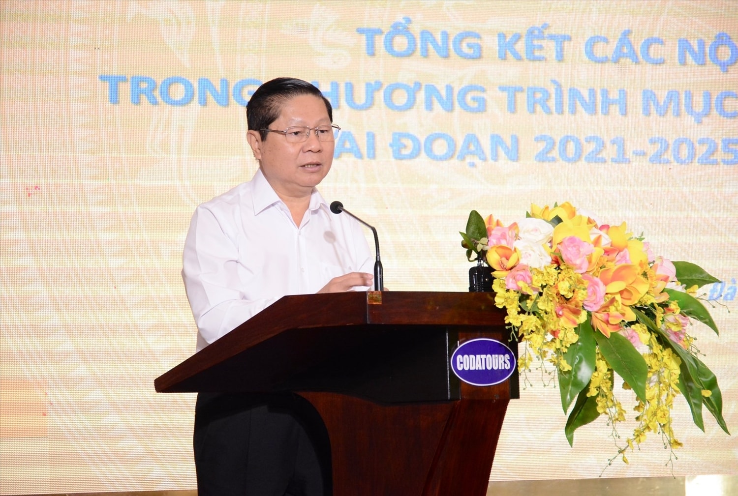 Thứ trưởng Bộ GD-ĐT, Lê Tấn Dũng phát biểu tại Hội nghị