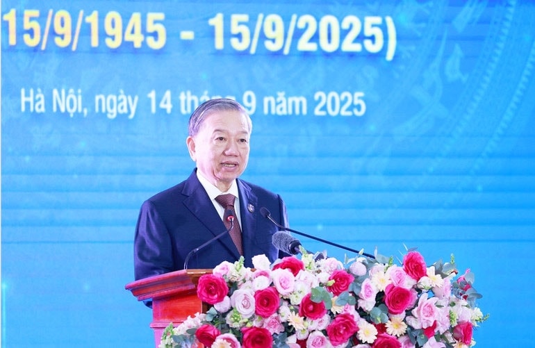 Tổng Bí thư Tô Lâm phát biểu tại Lễ đón nhận Huân chương Hồ Chí Minh và kỷ niệm 80 năm Ngày truyền thống TTXVN (15/9/1945 - 15/9/2025). (Ảnh: Lâm Khánh/TTXVN) Tổng Bí thư Tô Lâm phát biểu tại Lễ đón nhận Huân chương Hồ Chí Minh và kỷ niệm 80 năm Ngày truyền thống TTXVN (15/9/1945 - 15/9/2025). (Ảnh: Lâm Khánh/TTXVN)