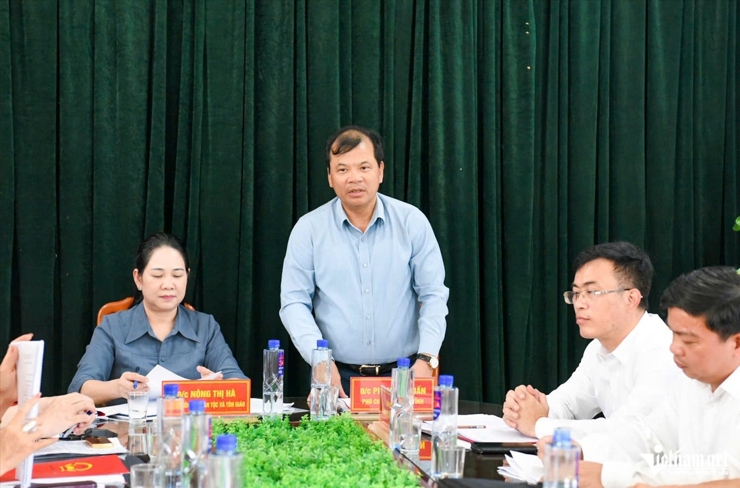 Phó Chủ tịch UBND tỉnh Bắc Ninh Phan Thế Tuấn phát biểu tại buổi làm việc. Phó Chủ tịch UBND tỉnh Bắc Ninh Phan Thế Tuấn phát biểu tại buổi làm việc.