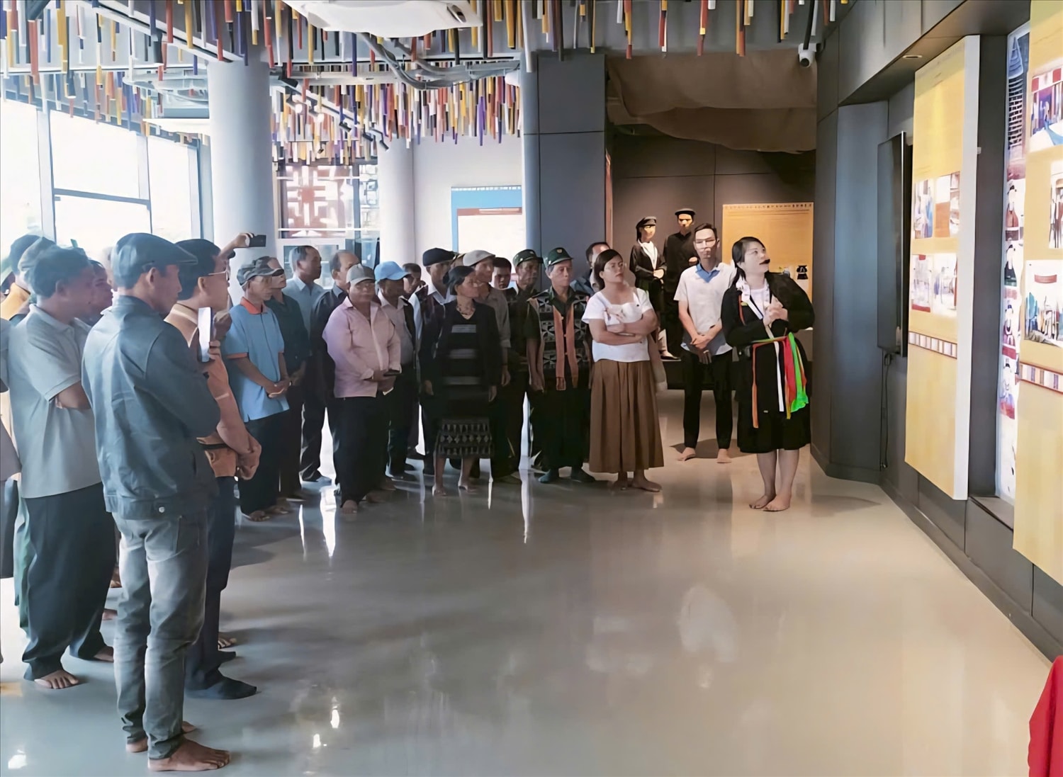 Nhà văn hóa cộng đồng dân tộc Sán Dìu tại đặc khu Vân Đồn là một trong những nơi hứa hẹn đông đảo khách du lịch  (Ảnh: Mỹ Dung)