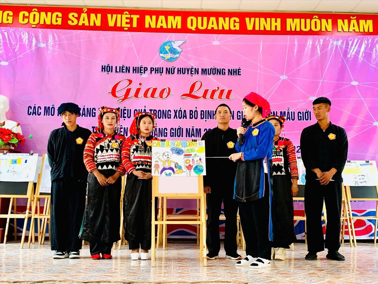 Phụ nữ Điện Biên thay đổi 