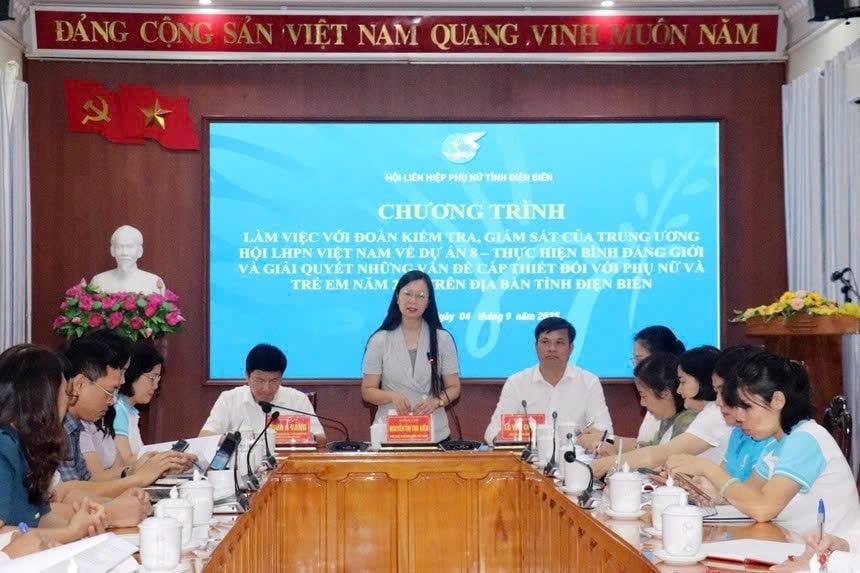 Phó Chủ tịch Hội LHPN Việt Nam Nguyễn Thị Thu Hiền đánh gía cao những kết quả hoạt động triển khai Dự án 8 của Điện Biên