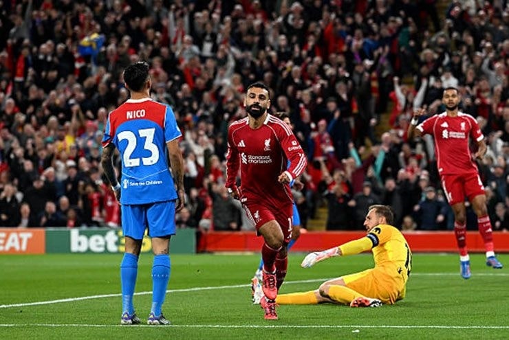 Liverpool có 3 điểm đầu tiên tại Champions League 2025/26 (Ảnh IT)