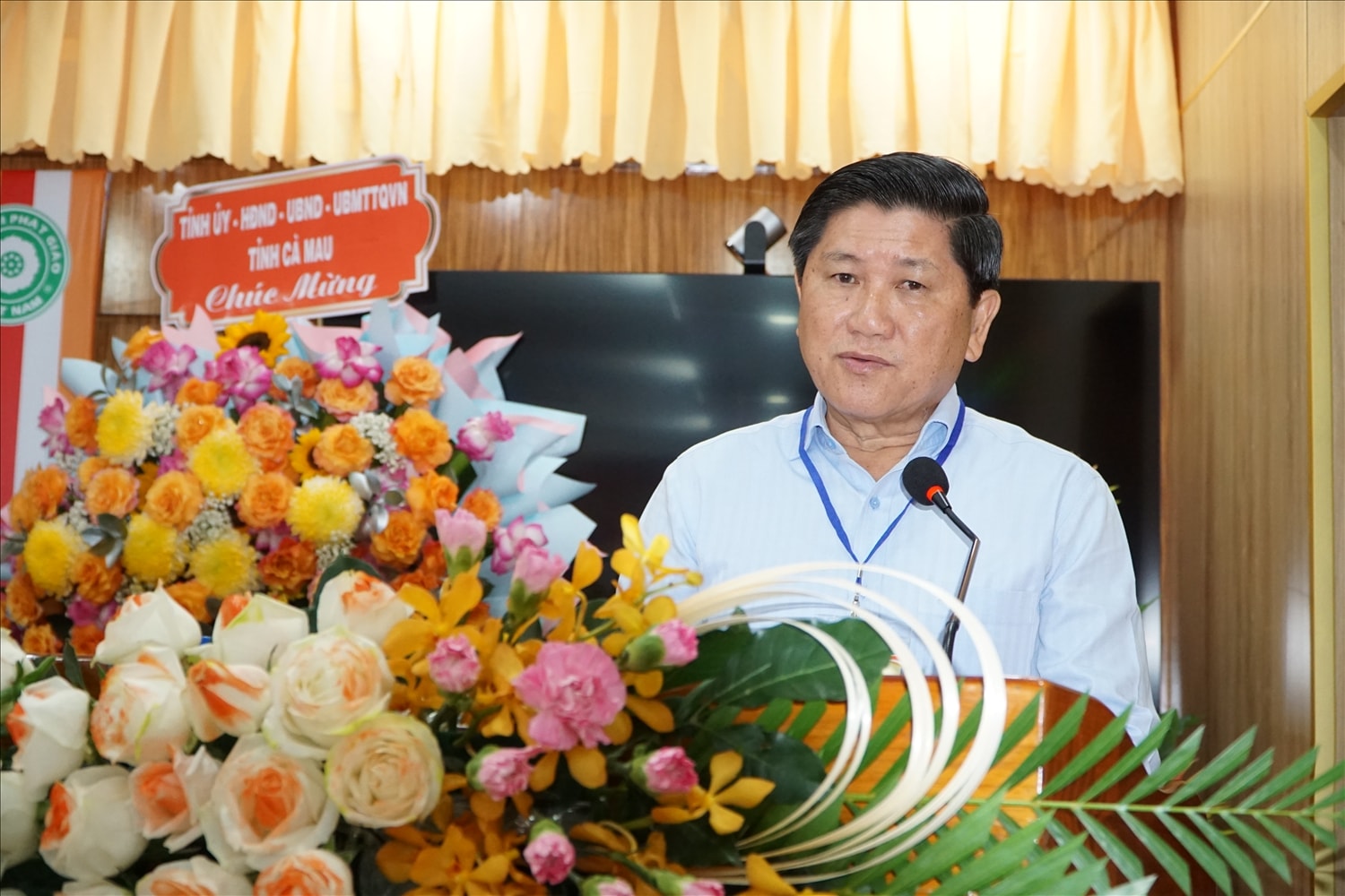 Ông Lê Văn Sử – Phó Chủ tịch UBND tỉnh Cà Mau phát biểu tại hội nghị