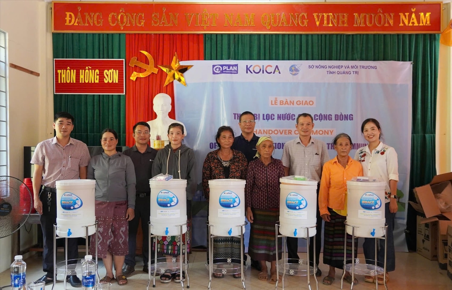 Đây là món quà giúp bà con đồng bào DTTS ở xã Trường Sơn (Quảng Trị) có nước hợp vệ sinh để sử dụng (Ảnh: Phạm Tiến) 