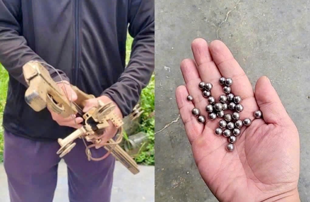 Công an phường Đăk Bla thu giữ tang vật của đối tượng Vũ. (Ảnh: Công an cung cấp)