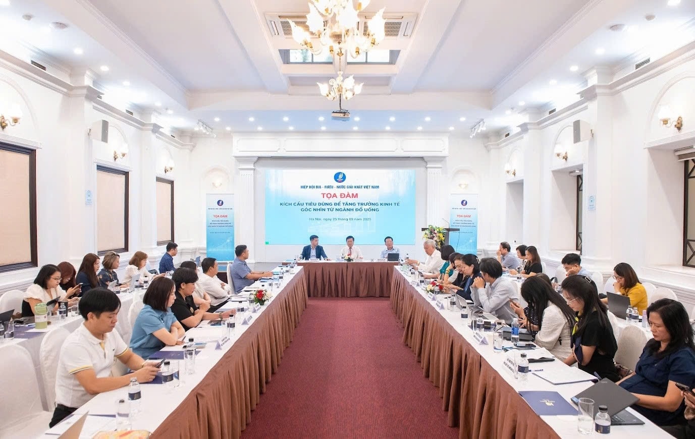 Quang cảnh tọa đàm