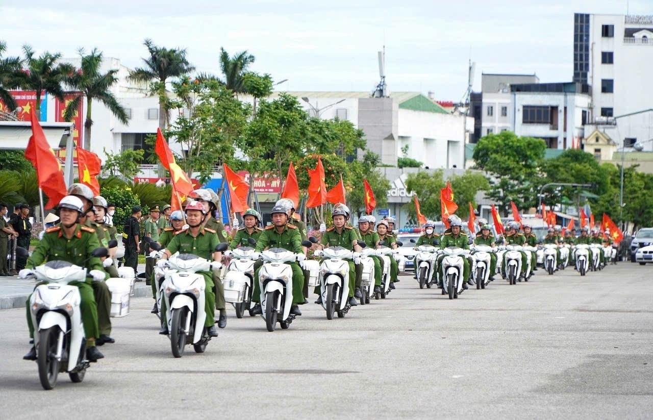 Lực lượng Công an Nghệ An ra quân phòng chống ma túy (Ảnh minh họa)