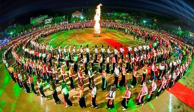 Những đóng góp của Người có uy tín đã góp phần quan trọng trong việc bảo tồn, phát huy các giá trị văn hóa truyền thống của đồng bào DTTS (Ảnh MH)