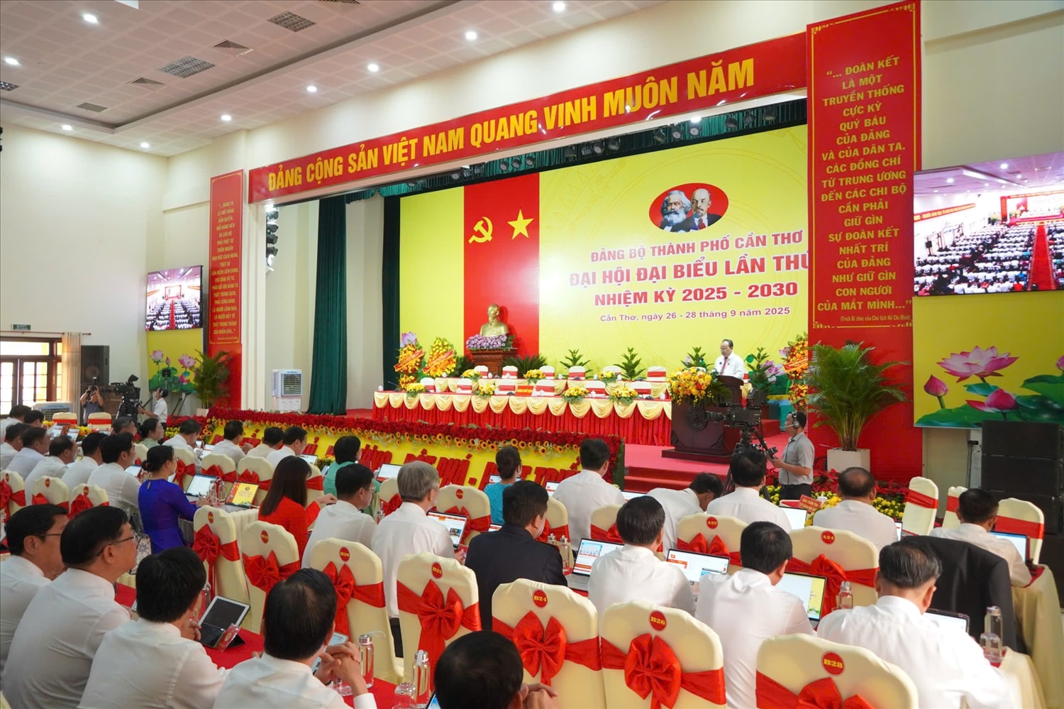 Phiên trù bị Đại hội đại biểu Đảng bộ thành phố Cần Thơ lần thứ I diễn ra vào chiều 26/9