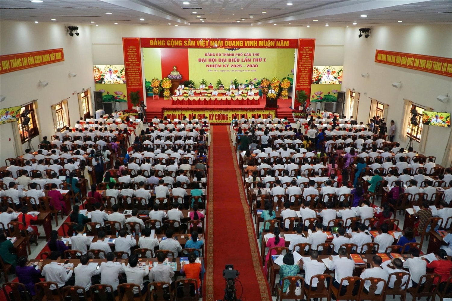 Quang cảnh Đại hội đại biểu Đảng bộ thành phố Cần Thơ lần thứ I, nhiệm kỳ 2025 - 2030.