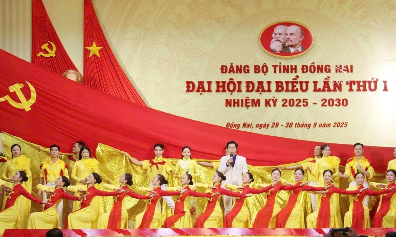 Sơ duyệt Chương trình văn nghệ chào mừng Đại hội Đảng bộ tỉnh Đồng Nai lần thứ I, nhiệm kỳ 2025-2030.