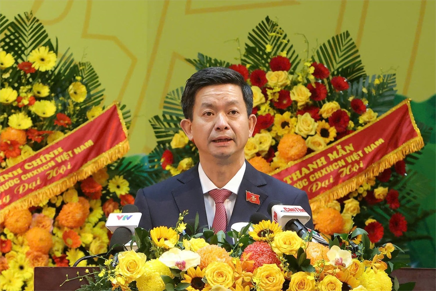 Tân Bí thư Thành ủy Cần Thơ Lê Quang Tùng phát biểu nhận nhiệm vụ Tân Bí thư Thành ủy Cần Thơ Lê Quang Tùng phát biểu nhận nhiệm vụ