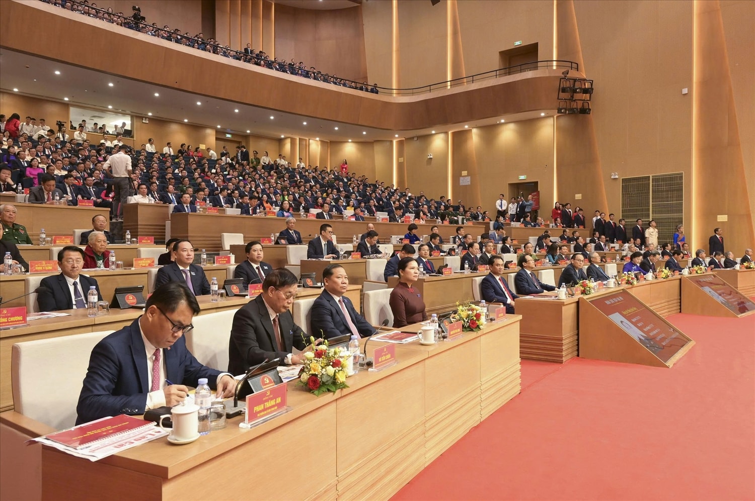 440 đại biểu chính thức đại diện cho trên 119 nghìn đảng viên trong toàn Đảng bộ tỉnh Lào Cai dự Đại hội (ảnh Trọng Bảo)