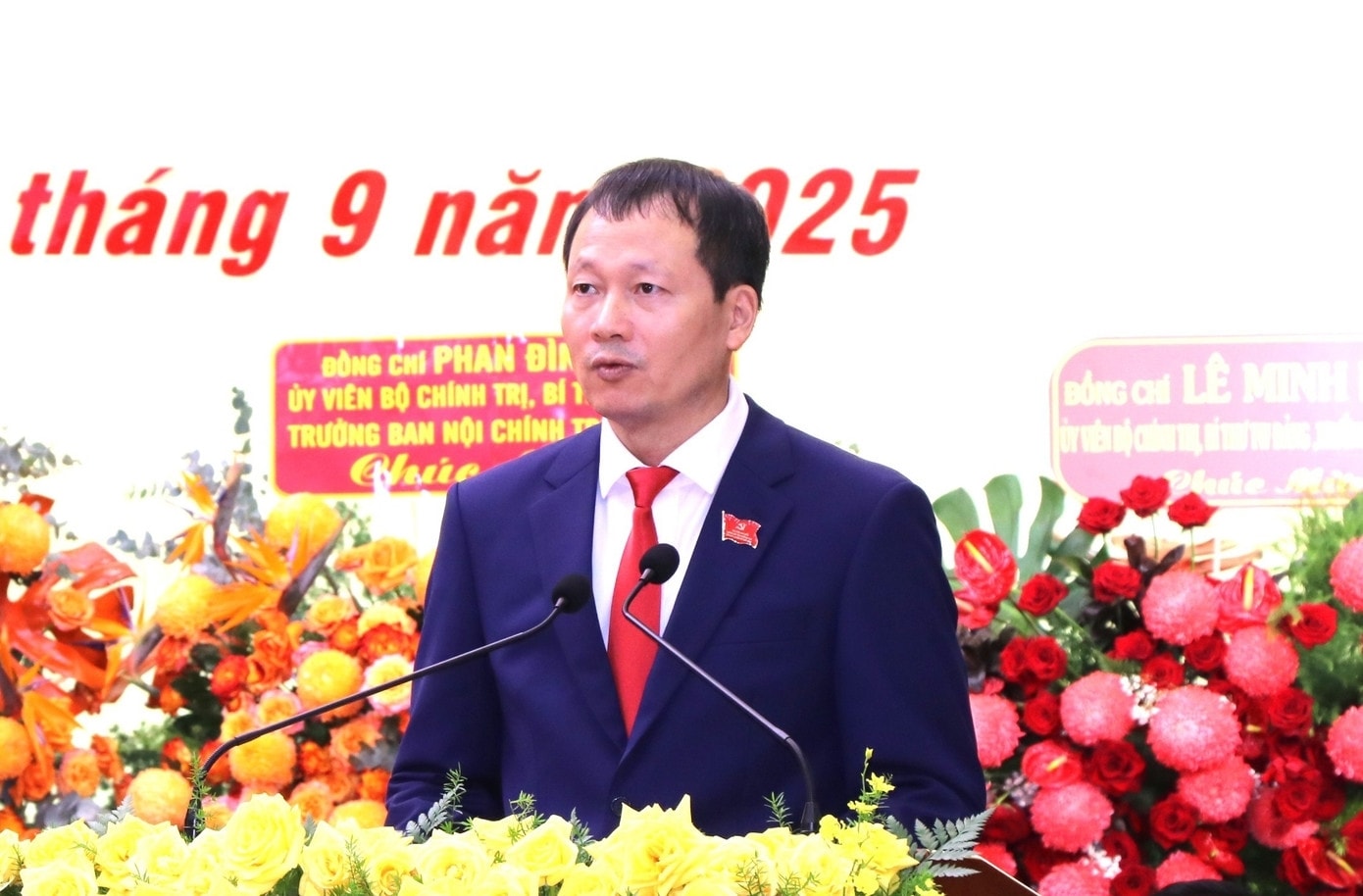 Ông Vũ Hồng Văn, Bí thư Tỉnh ủy Đồng Nai nhiệm kỳ 2025-2030 phát biểu tại Đại hội