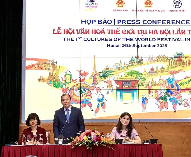 Thứ Thường trực Bộ VHTTDL Lê Hải Bình phát biểu tại Họp báo cung cấp thông tin về Chương trình Thứ Thường trực Bộ VHTTDL Lê Hải Bình phát biểu tại Họp báo cung cấp thông tin về Chương trình