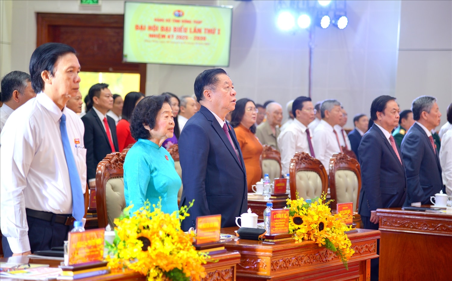 Các đại biểu tham dự Đại hội đại biểu Đảng bộ tỉnh Đồng Tháp lần thứ I