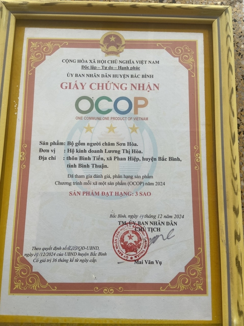 Thương hiệu gốm Sơn Hòa đạt sản phẩm OCOP hạng 3 sao.