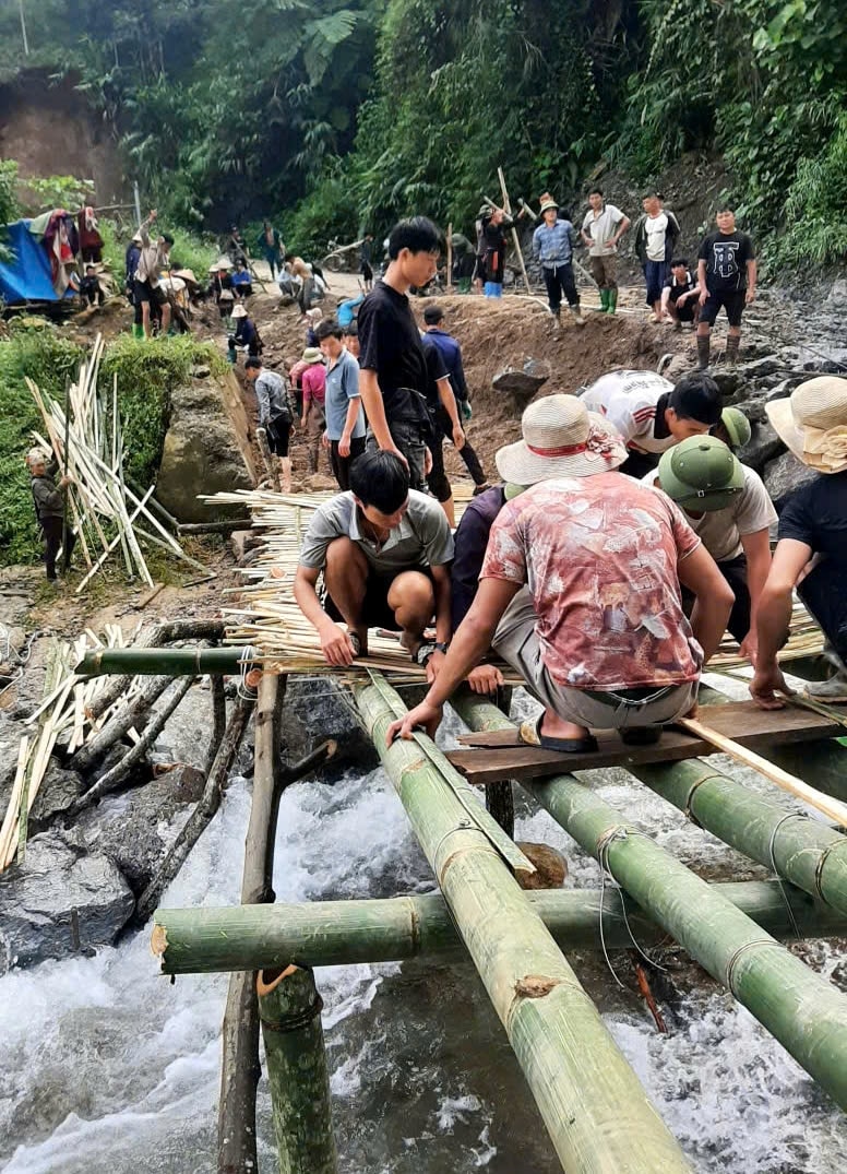Các lực lượng tích cực khẩn trương do thời tiết mưa, gió thất thường