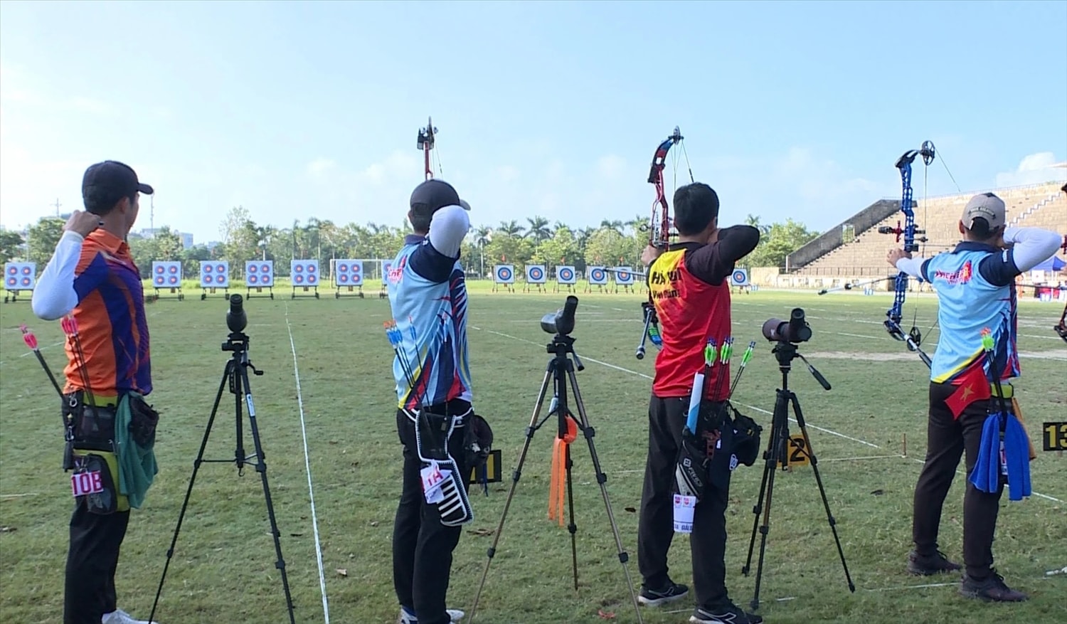 Giải thu hút sự tham gia của hơn 150 vận động viên đến từ 12 đoàn