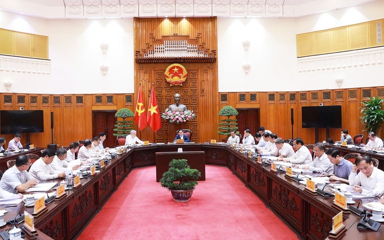 Thủ tướng Chính phủ Phạm Minh Chính chủ trì họp Ban Chỉ đạo của Chính phủ về tổng kết Nghị quyết số 18-NQ/TW về sắp xếp đơn vị sự nghiệp công lập thuộc các bộ, ngành, địa phương - Ảnh: VGP/Nhật Bắc