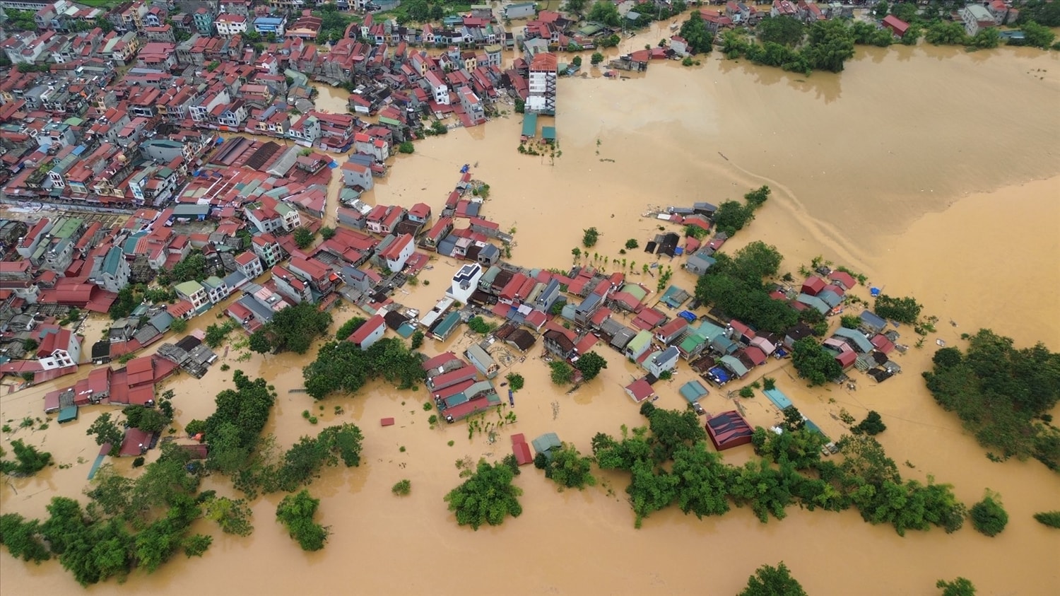 Khu vực xã Thất Khê bị chìm trong biển nước