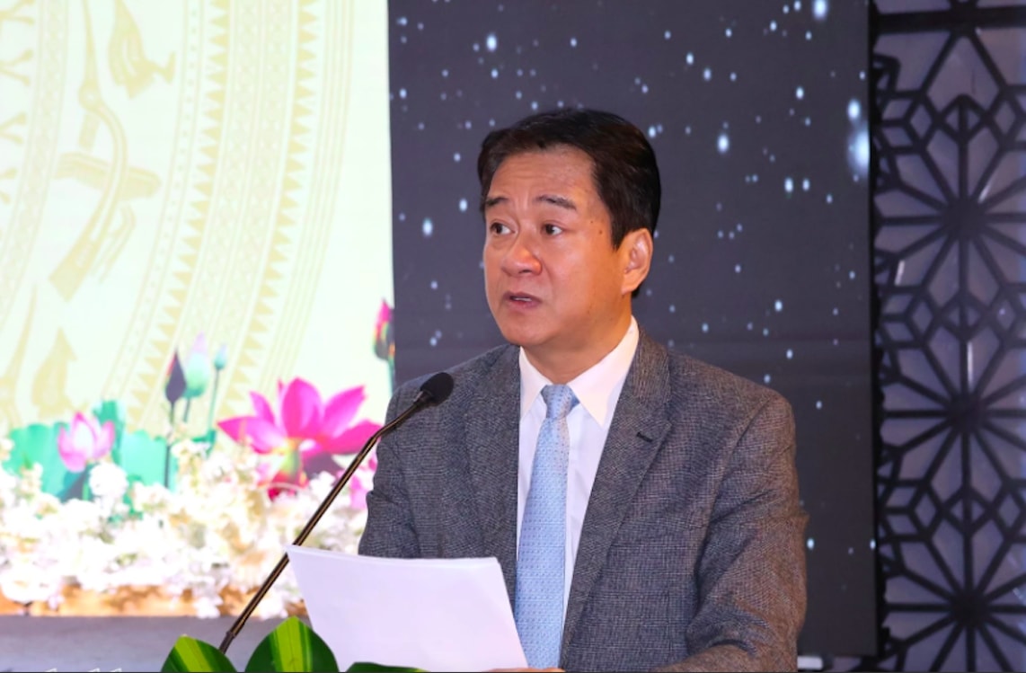 Ông Nguyễn Long Biên, Phó Chủ tịch Thường trực UBND tỉnh Khánh Hoà phát biểu tại buổi gặp mặt (Ảnh T.N)
