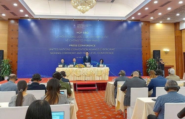 Quang cảnh Họp báo. Ảnh: D.T