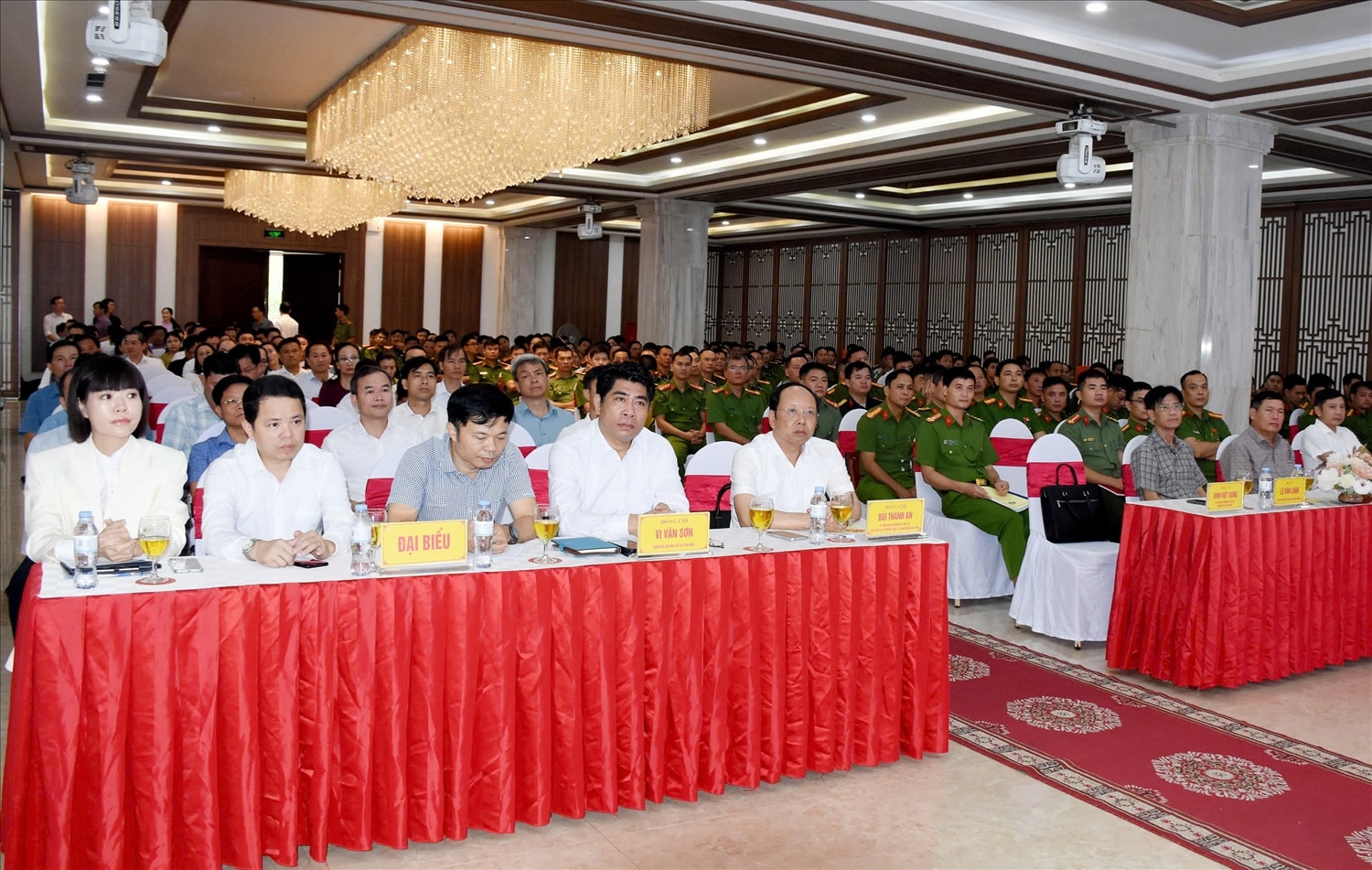 Hội nghị tập huấn công tác tín ngưỡng, tôn giáo năm 2025 đã diễn ra sáng 10/10 - Ảnh: C.K