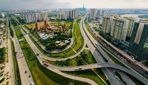 Thủ tướng yêu cầu rút ngắn thời gian giải quyết thủ tục, hành chính trong hoạt động đầu tư hơn so với quy trình (Ảnh TL)