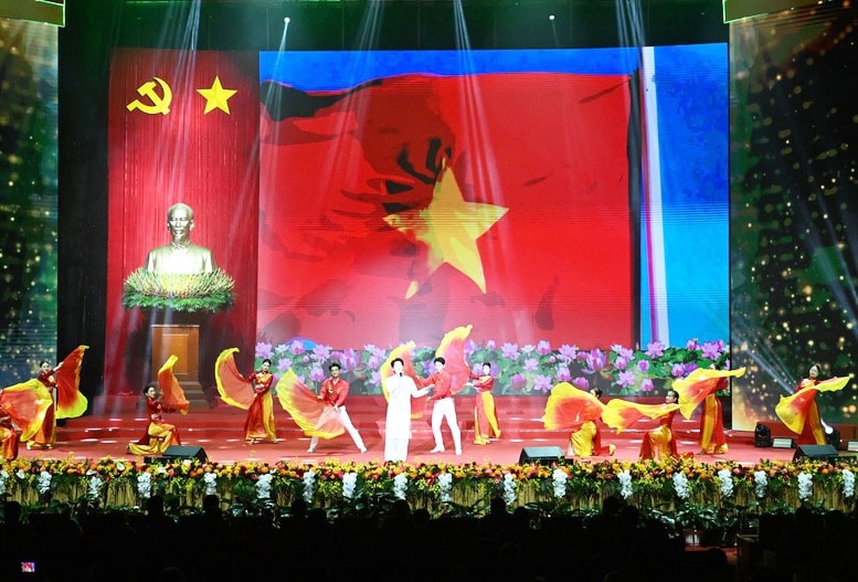 Chương trình nghệ thuật tại Phiên trù bị - Ảnh: VGP