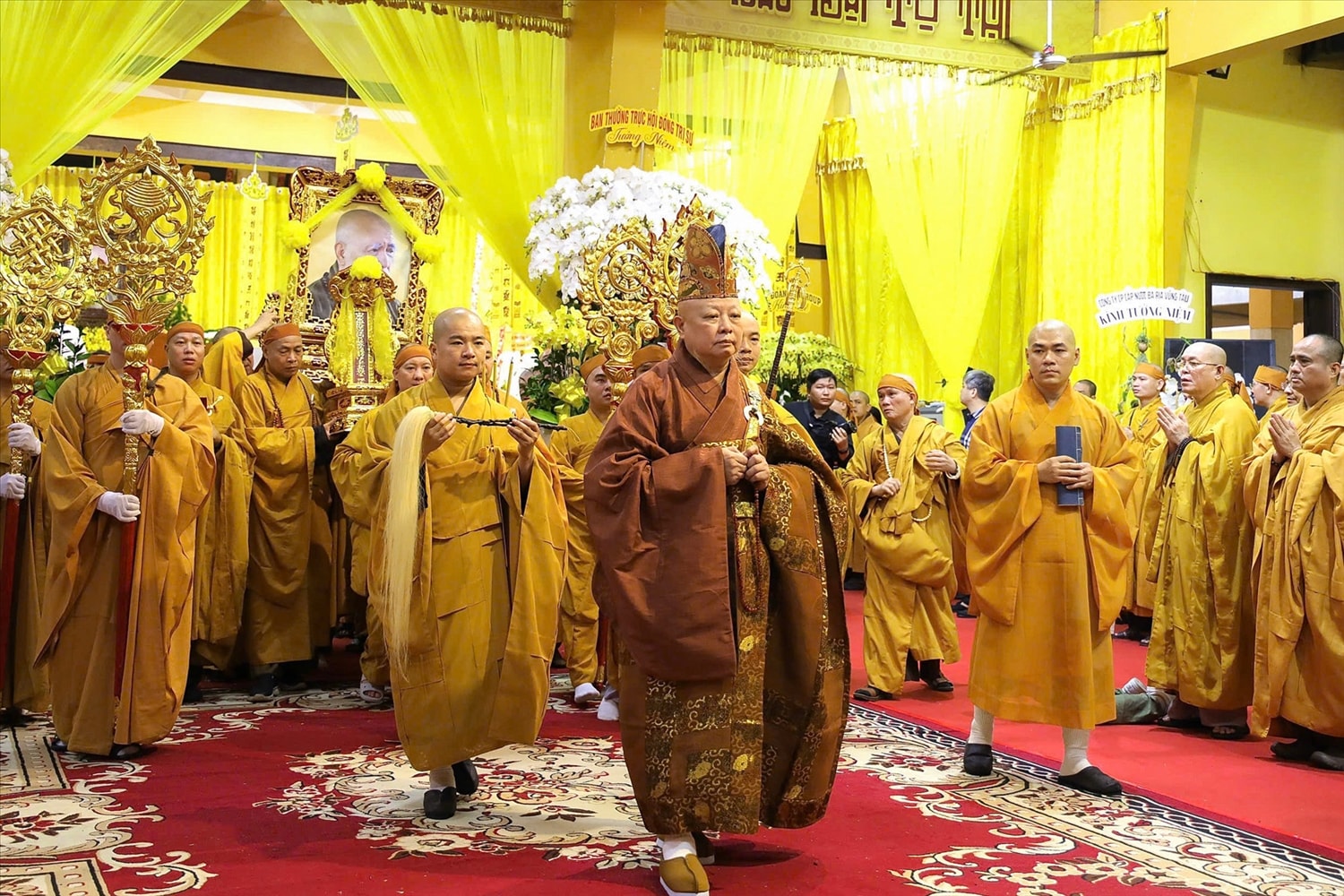 Hòa thượng Thích Lệ Trang, Phó chủ tịch Hội đồng Trị sự, Trưởng ban Nghi lễ Trung ương Giáo hội Phật giáo Việt Nam, Trưởng ban Trị sự Giáo hội Phật giáo Việt Nam TPHCM cử hành lễ Hòa thượng Thích Lệ Trang, Phó chủ tịch Hội đồng Trị sự, Trưởng ban Nghi lễ Trung ương Giáo hội Phật giáo Việt Nam, Trưởng ban Trị sự Giáo hội Phật giáo Việt Nam TPHCM cử hành lễ