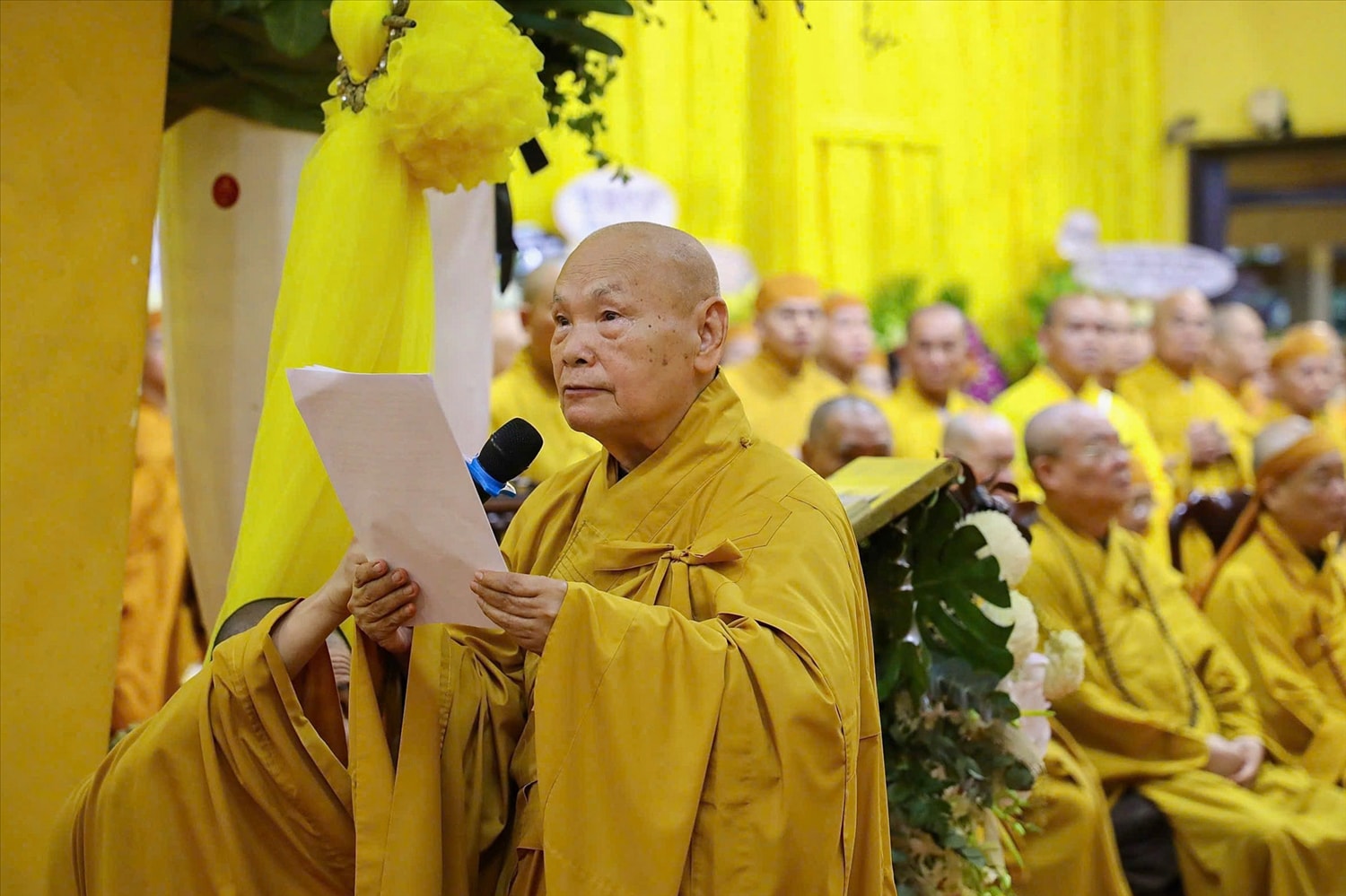 Trưởng lão Hòa thượng Thích Thiện Nhơn, Chủ tịch Hội đồng Trị sự, Giáo hội Phật giáo Việt Nam dâng lời tưởng niệm, tiễn đưa trưởng lão hòa thượng Phó pháp chủ Trưởng lão Hòa thượng Thích Thiện Nhơn, Chủ tịch Hội đồng Trị sự, Giáo hội Phật giáo Việt Nam dâng lời tưởng niệm, tiễn đưa trưởng lão hòa thượng Phó pháp chủ